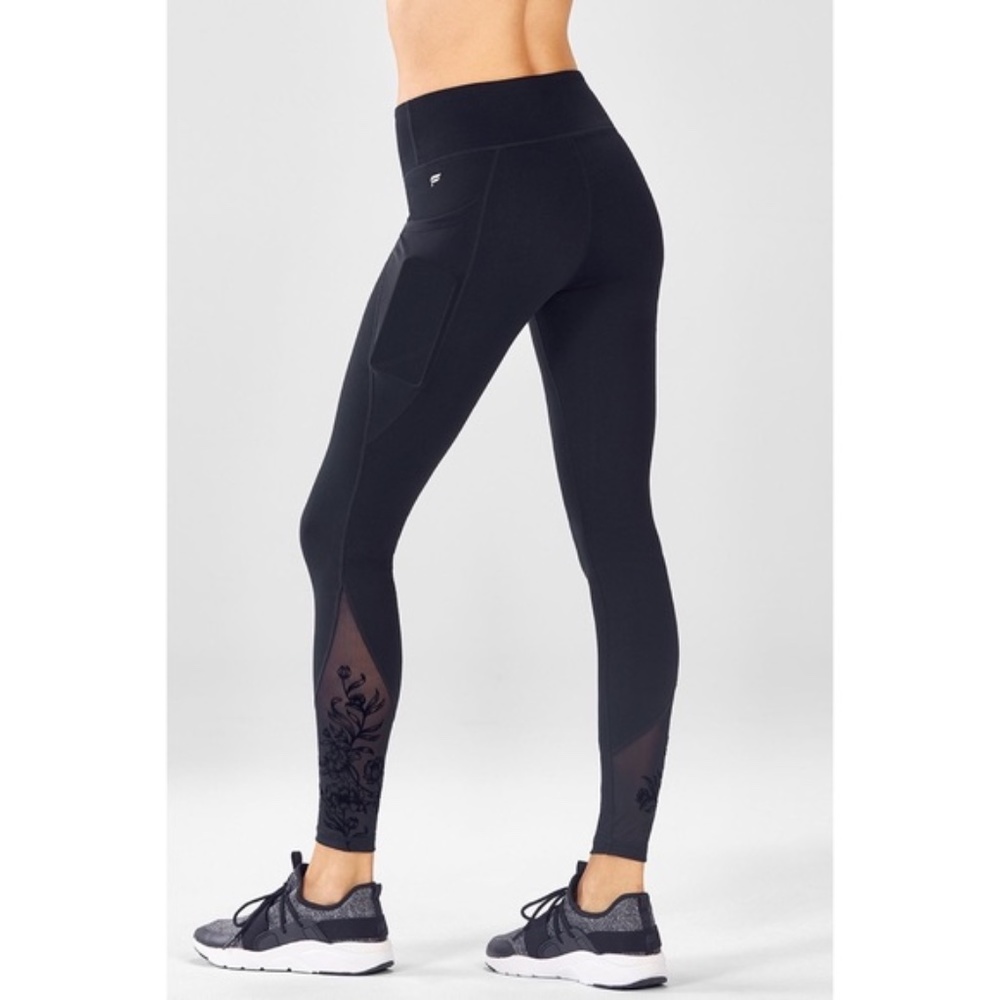 Fabletics Salar Floral Mesh Black Powerhold Leggings w Pockets - Size S